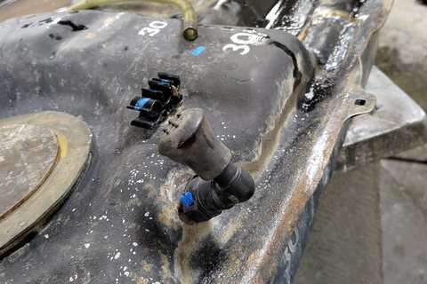 Сварка топливного бака Toyota RAV4